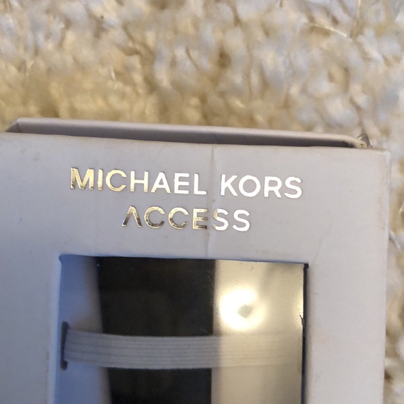 Michael kors accessories - Picture 2 of 5